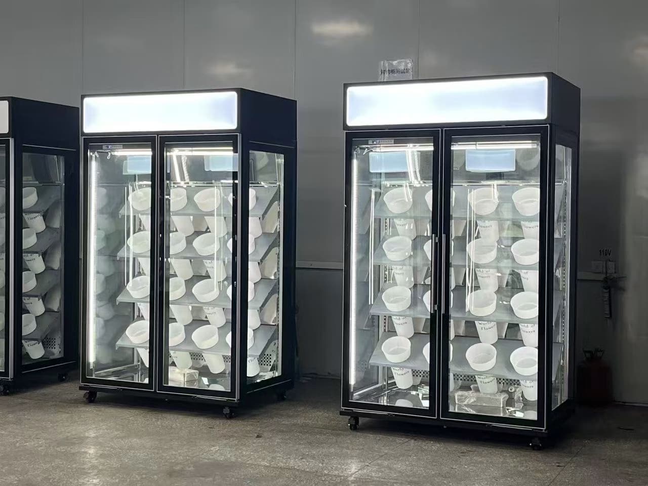 Vitrina frigorifica verticala 1400L, inox 304, No Frost, R290, control digital, sticla cu heater