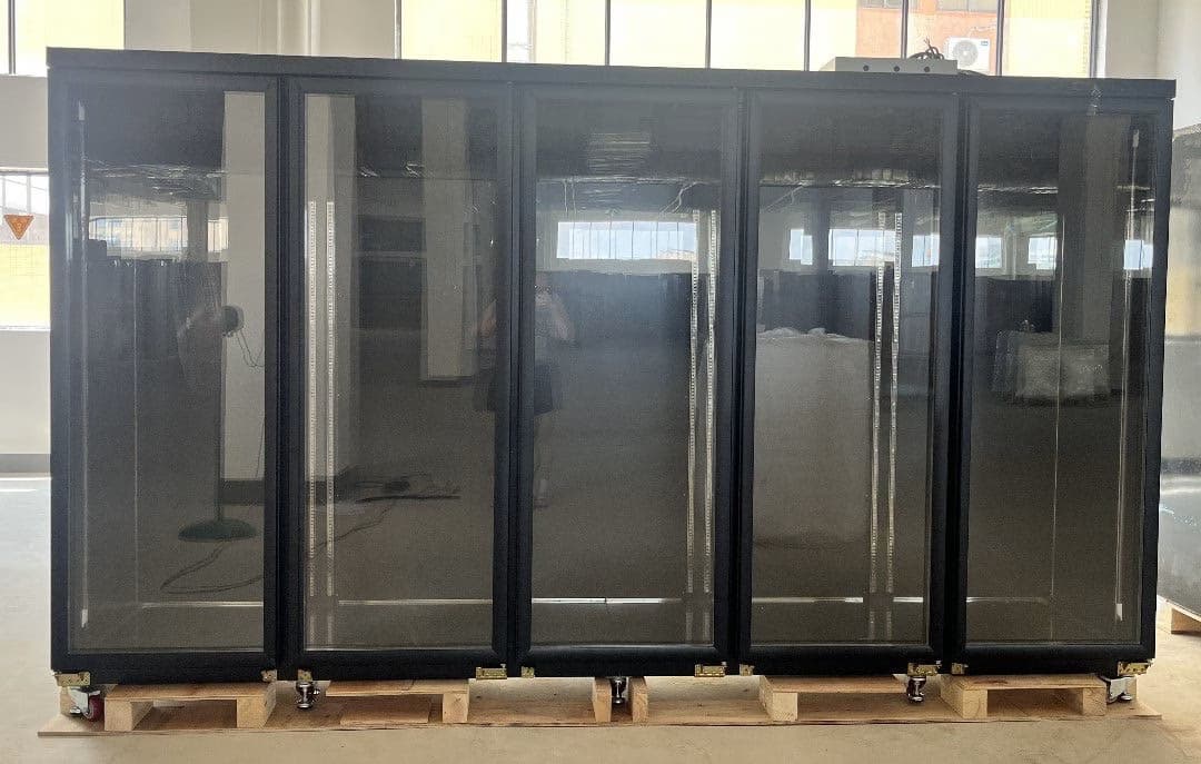 Vitrina frigorifica verticala 5 usi 2400L, agregat extern, inox negru, control digital